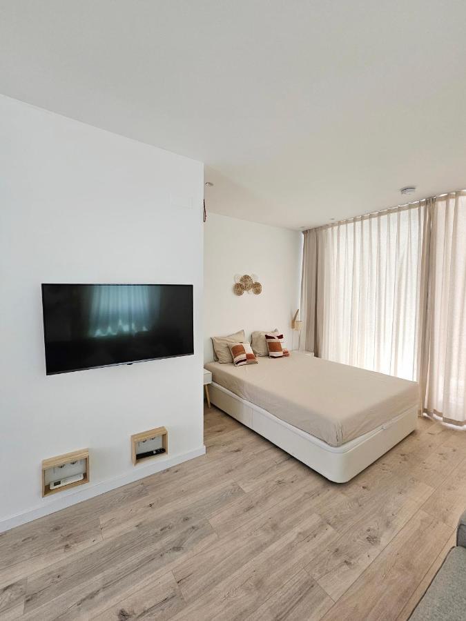 The Singular - Downtown Studio Faro Bagian luar foto