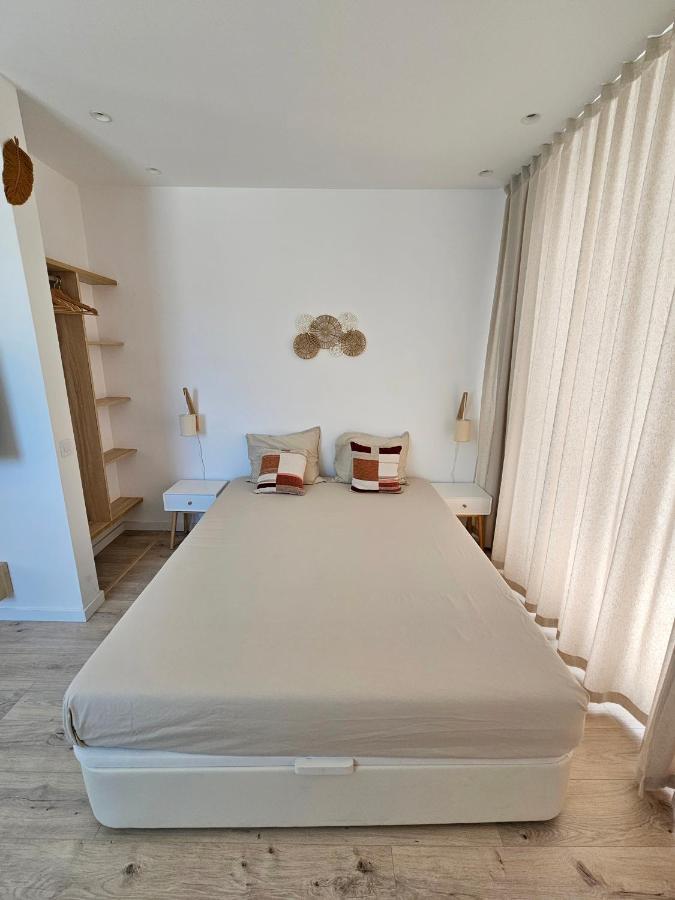 The Singular - Downtown Studio Faro Bagian luar foto