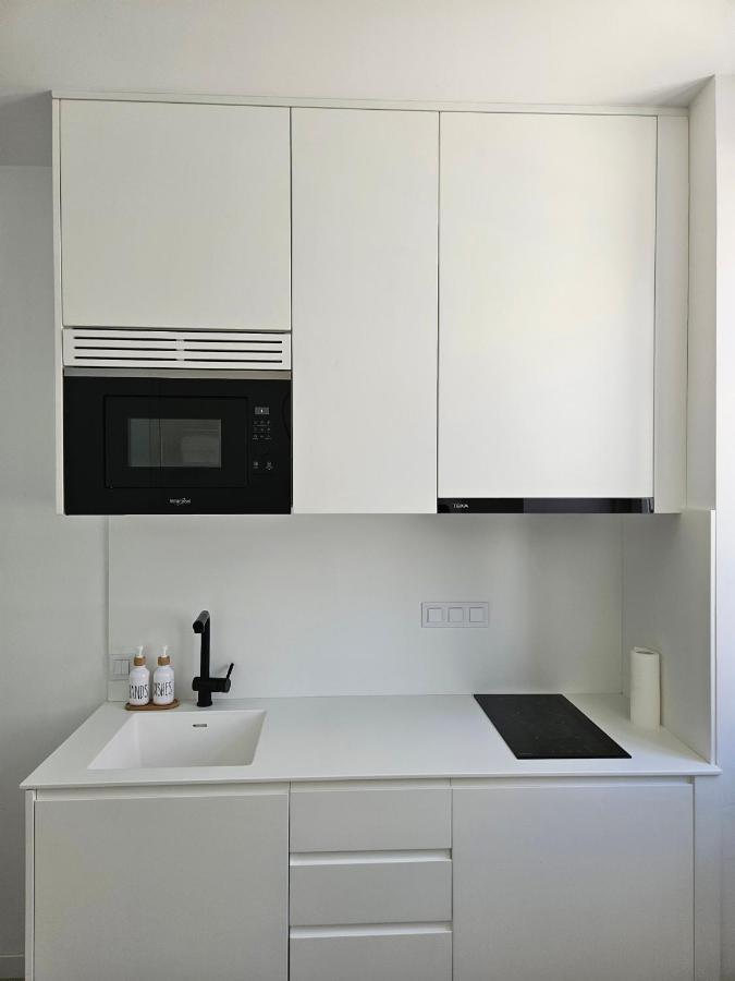 The Singular - Downtown Studio Faro Bagian luar foto