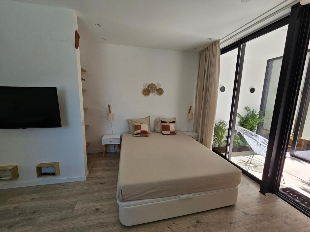 The Singular - Downtown Studio Faro Bagian luar foto